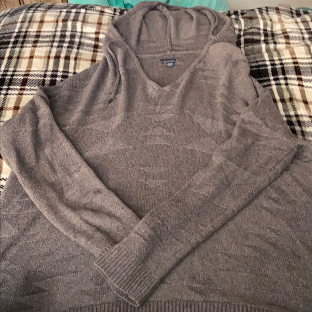 Hooded sweater